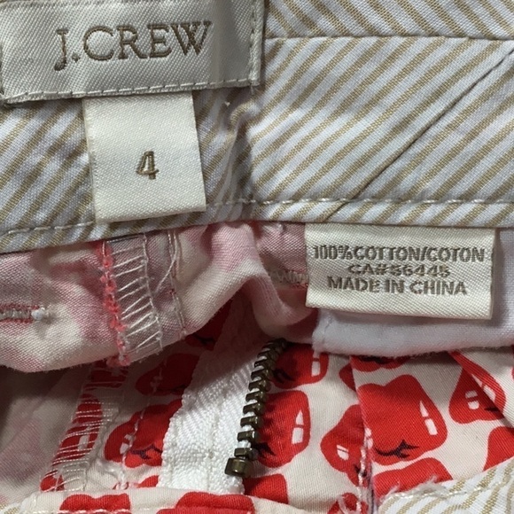J.Crew Red And Cream Apple Print Shorts Size 4 - Picture 9 of 10